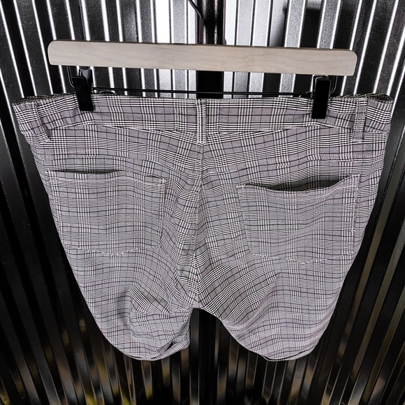 Kojo Fit Men's Plaid Shorts 36" - Picture 9 of 16